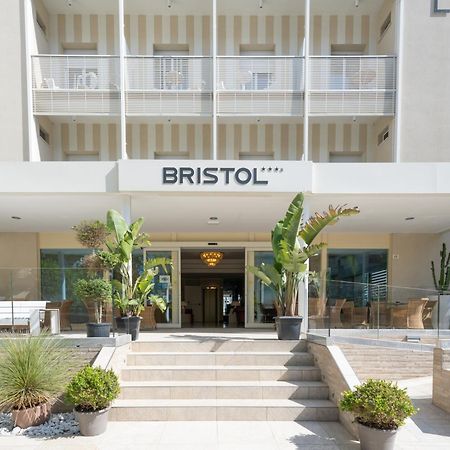 קאטוליקה Hotel Bristol מראה חיצוני תמונה