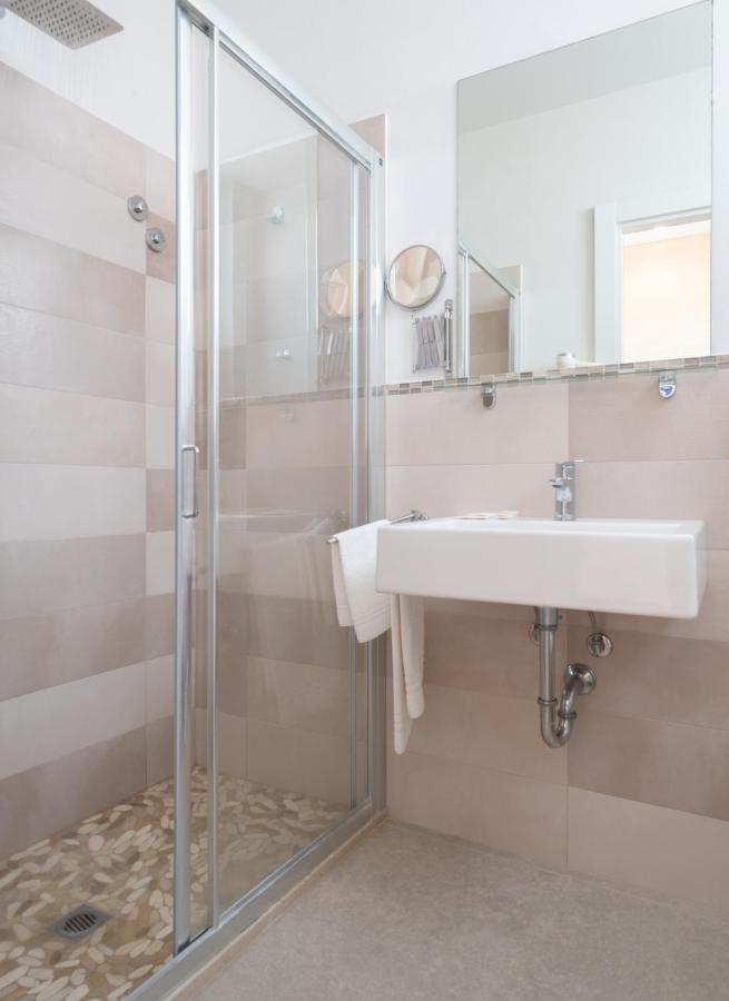 קאטוליקה Hotel Bristol מראה חיצוני תמונה
