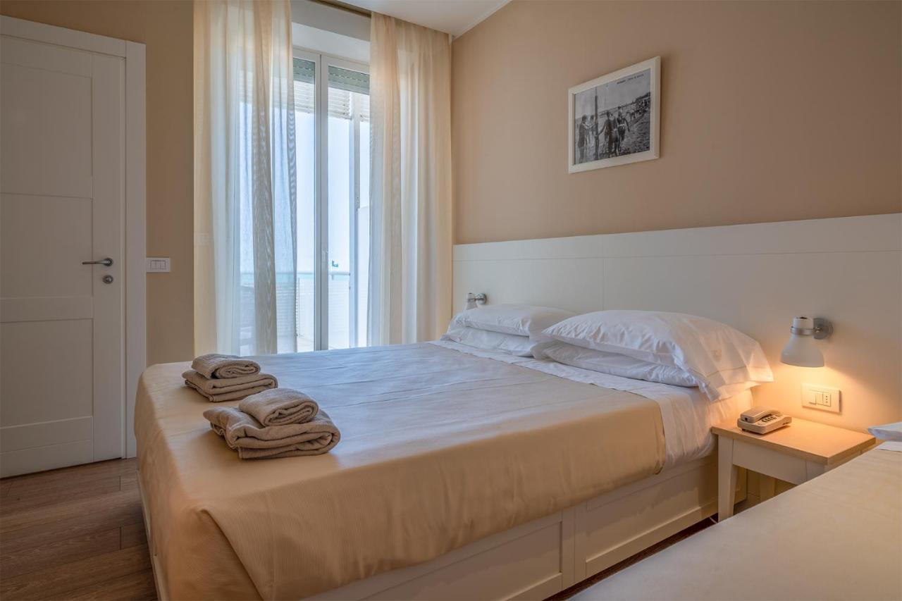 קאטוליקה Hotel Bristol מראה חיצוני תמונה