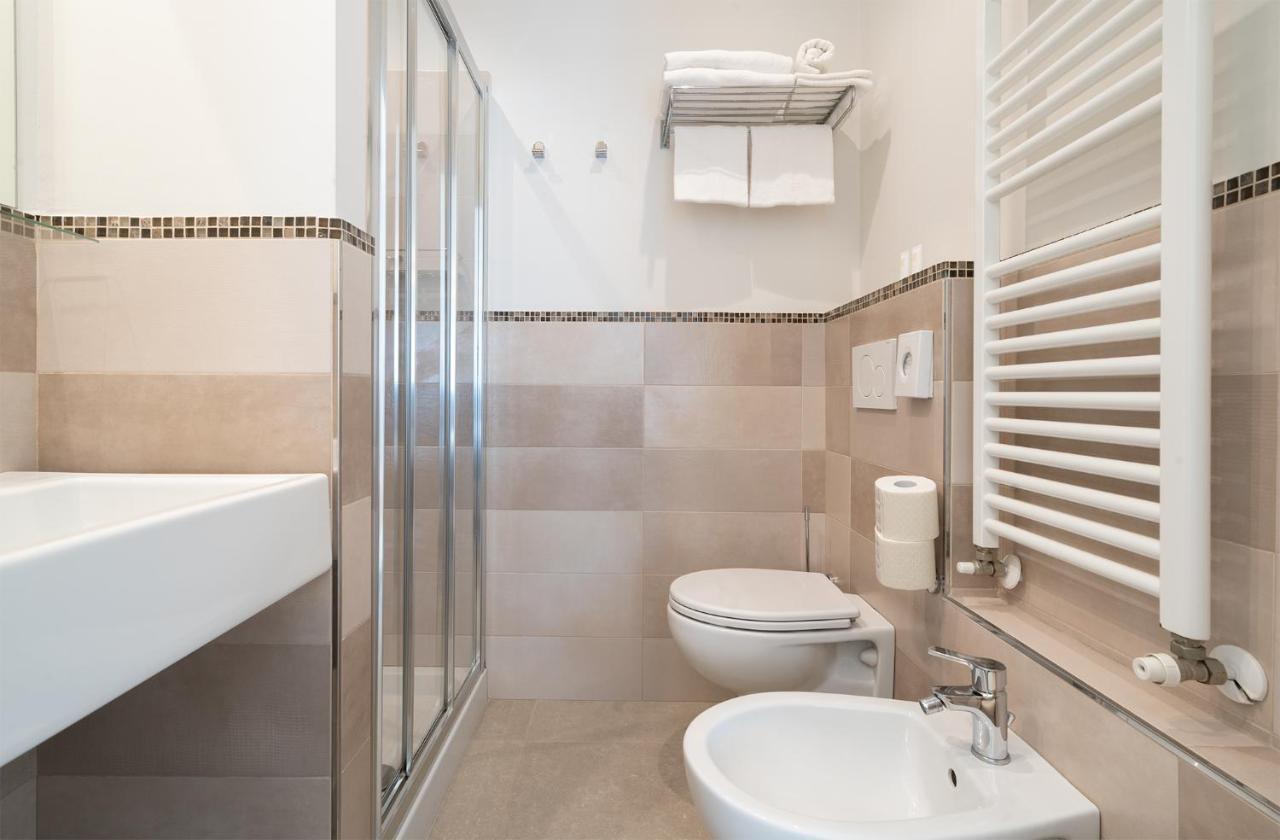 קאטוליקה Hotel Bristol מראה חיצוני תמונה