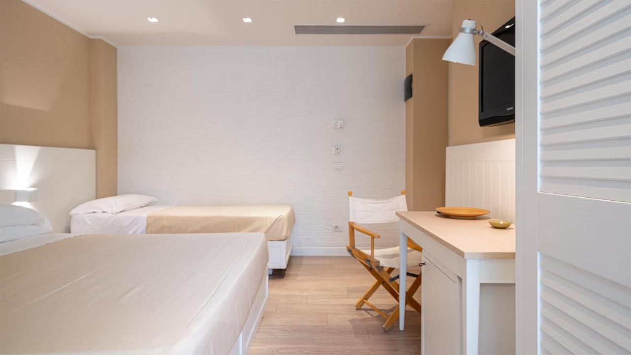 קאטוליקה Hotel Bristol מראה חיצוני תמונה