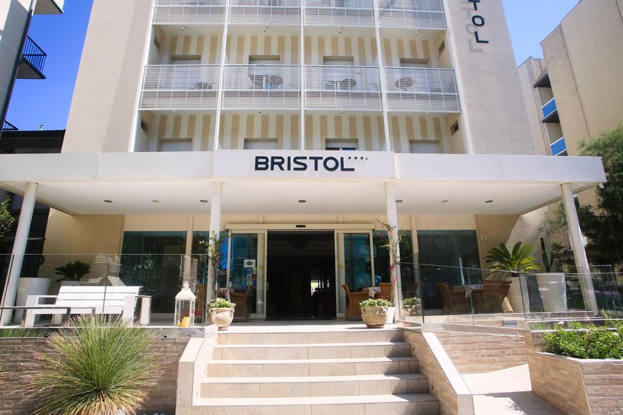 קאטוליקה Hotel Bristol מראה חיצוני תמונה